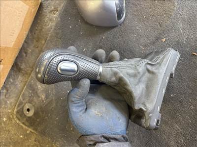 Audi A6 (C6 - 4F) C6 - 4F Sline váltógomb 