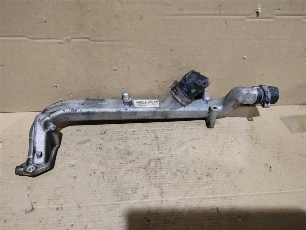 Alfa Romeo 159 1,9 16v Diesel vízcső 55198872 1. kép