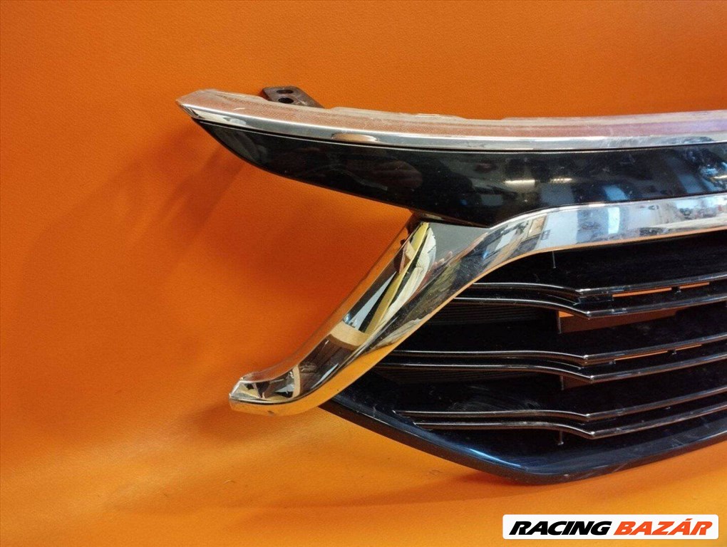 Ssangyong Rexton hűtőrács középrács (M.30) 2. kép