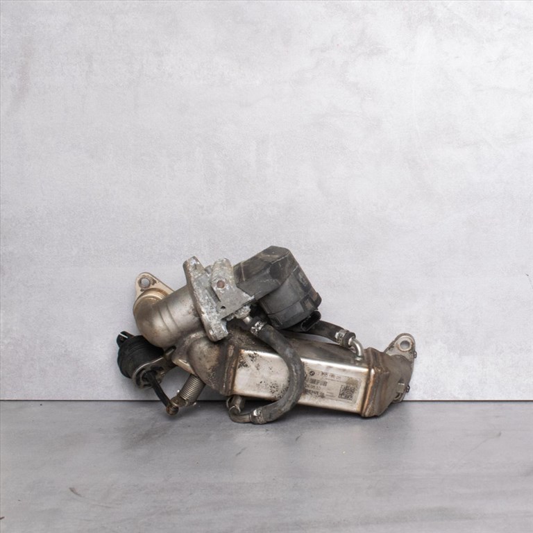 BMW 1er E87, 3er E90-E91-92, 5er e60, X1 E84 EGR hûtõ (További adatok a leírásban) Cikkszám: 11717810166 1. kép