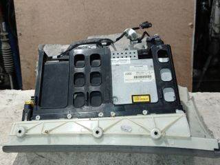 Audi A8 (D3 - 4E) CD / DVD Tár *135213* 4e0910111e 4e0035111a