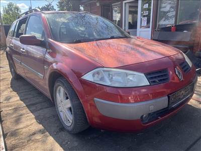 Renault Mégane II 1.6i bontott alkatrészei