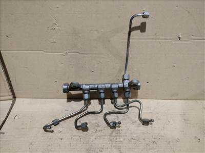 Alfa Romeo 147, 159, Gt, Fiat Croma, Bravo, Stilo 1,9 16v Diesel Rail cső  0445214200 ,  55216420 