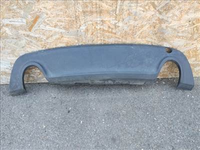 168668 Alfa Romeo Giulietta hátsó lökhárító alsó rész, 2 kipufogós, a képen látható sérüléssel 156085881