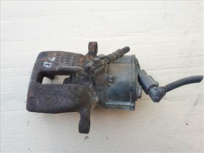 Volkswagen Passat B7 hátsó féknyereg motorral jobb 5N0615404