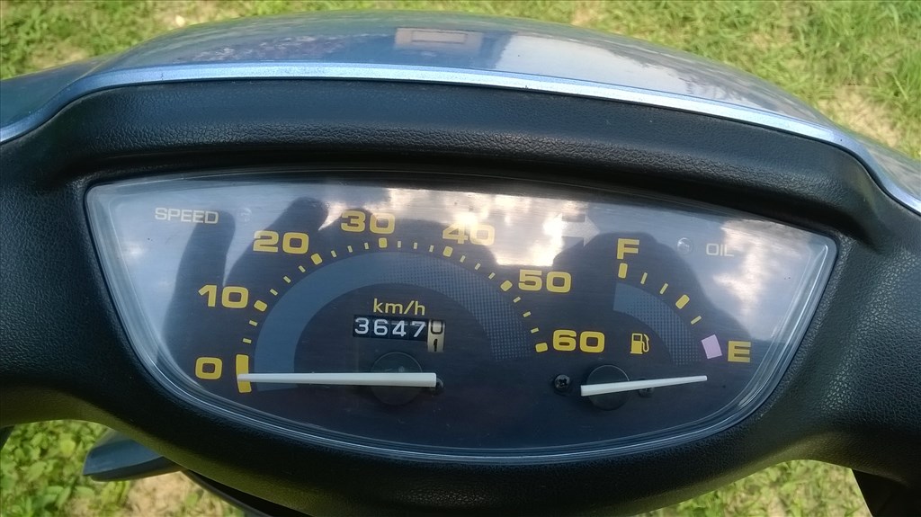 Eladó újszerű AF27-es Honda Dio 50cm3-es kétütemű robogó 4. kép