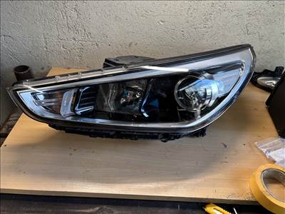 Hyundai i30 (PD) Bal első lámpa 92101-g4000