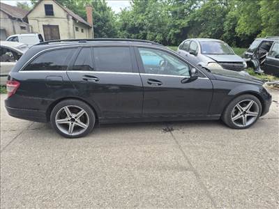 Mercedes C 220 CDI T-Modell féknyereg 