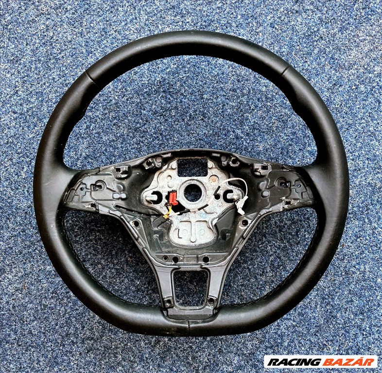 Eladó Vw, volkswagen mk7-es hibátlan műanyag és bőr  kormány. 2013-22. Akár cserélve. Bp/posta 7. kép