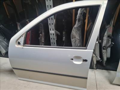 Volkswagen Golf IV bal első ajtó LB7Z (20316)