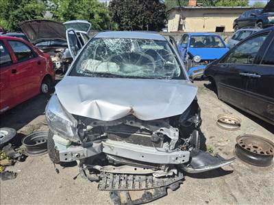 Toyota Yaris (XP130/XP150) 1.33 VVT-i kuplung szett lendkerékkel 66.000 KM !