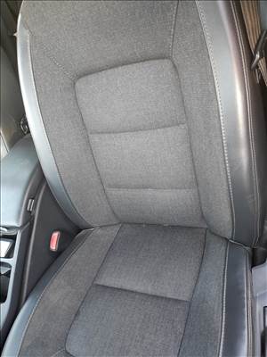 Volvo v70 xc70 komplett ülésgarnitura eladó.