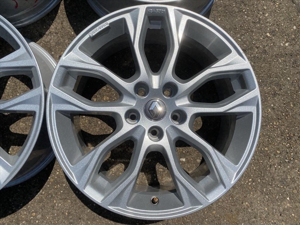4db Borbet 18" Renault alufelni. (3907) 2. kép