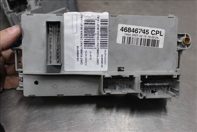 Fiat Croma  2005-2007 1.9MJET biztosíték tábla   46846745cpl