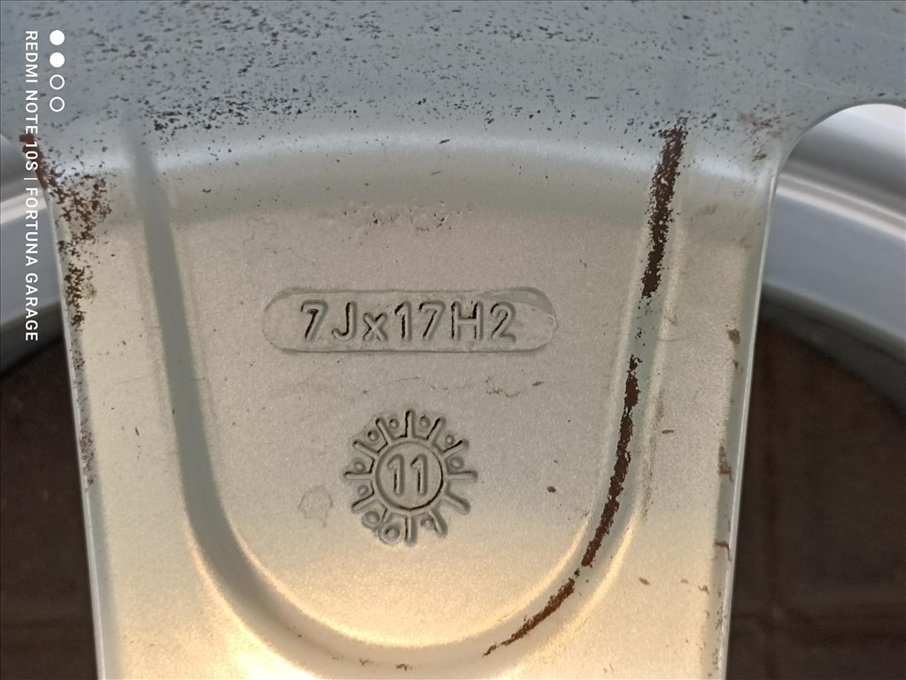 5x112 17" Fondmetal W081 használt alufelni garnitúra 7. kép