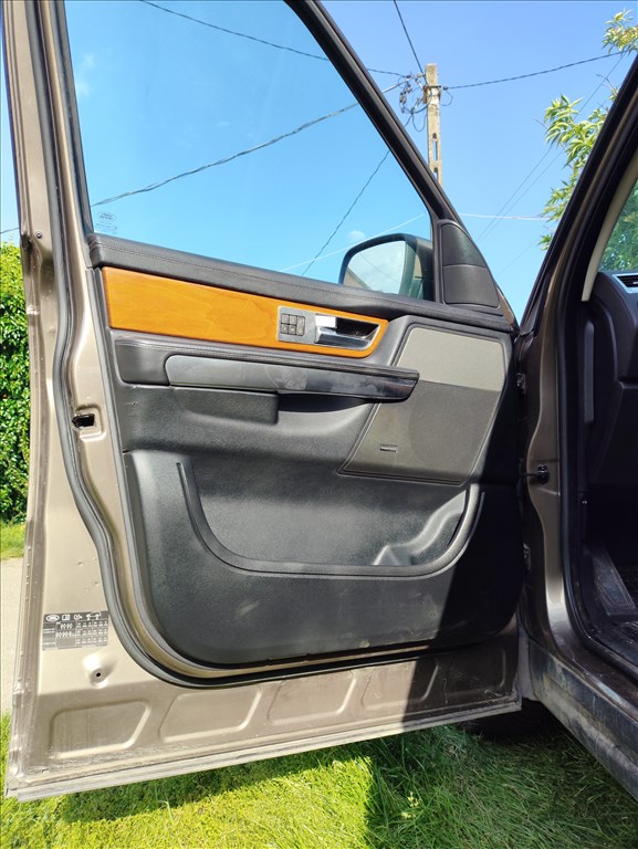 Land Rover Range Rover Sport bontott alkatrészei 10. kép