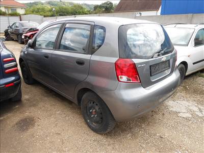 Chevrolet Aveo Hatchback 3d 1.2 i bal első belső kilincs