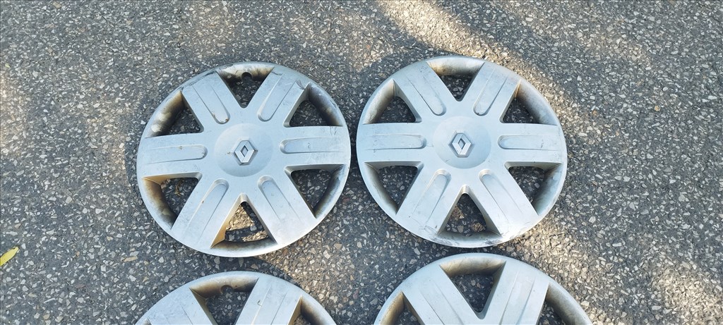 Renault Scenic, Megane, Espace stb gyári 16" dísztárcsa szett eladó! 8200134771 2. kép