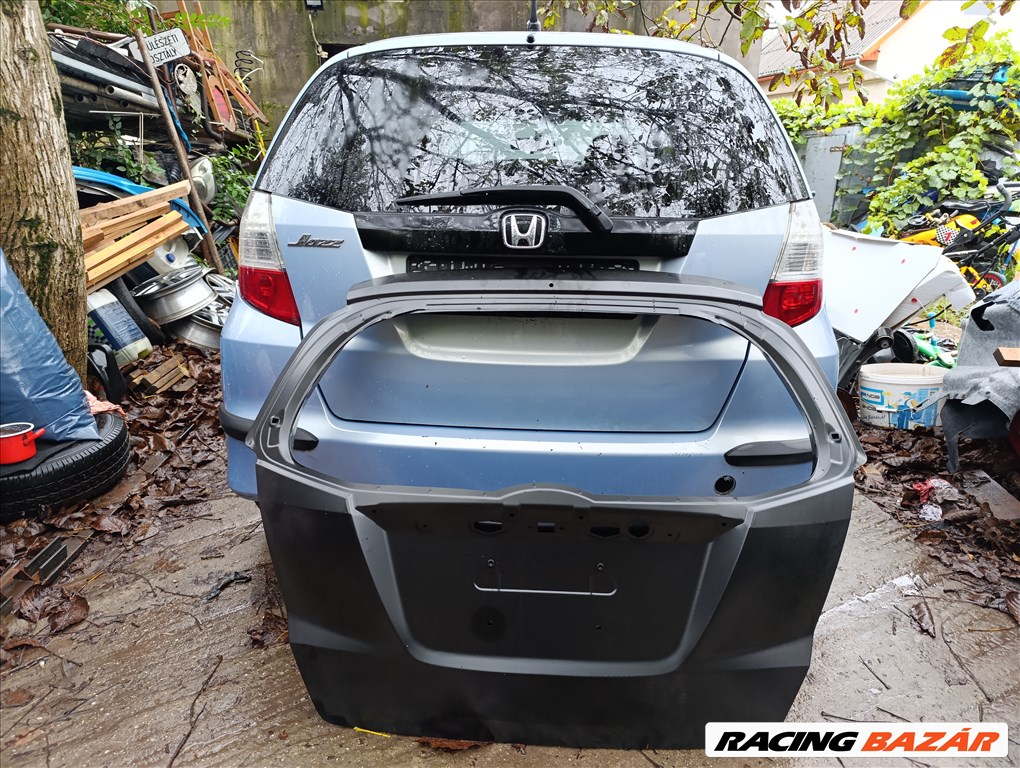 Honda jazz vadonatúj csomagtér ajtó, csomagtérajtó 3. kép