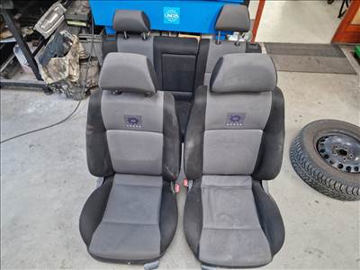 Volkswagen Golf IV ülés szett, fűthető, légzsákos (22347)