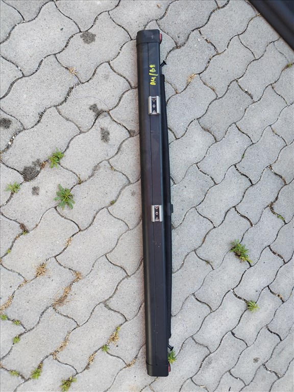 Audi A4 (B8 - 8K) csomagtér elválasztó háló eladó  1. kép