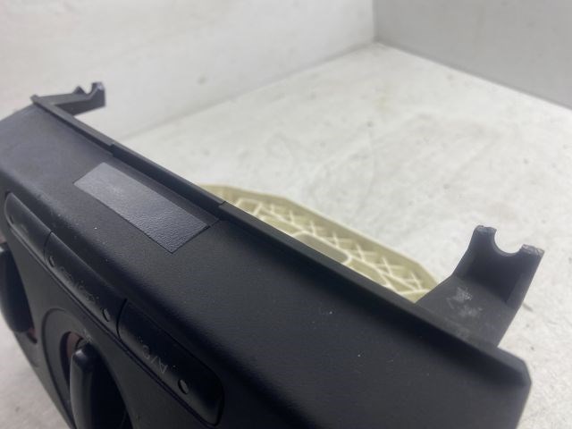 MAZDA 3 Fűtéskapcsoló (manuális klímás) 6. kép