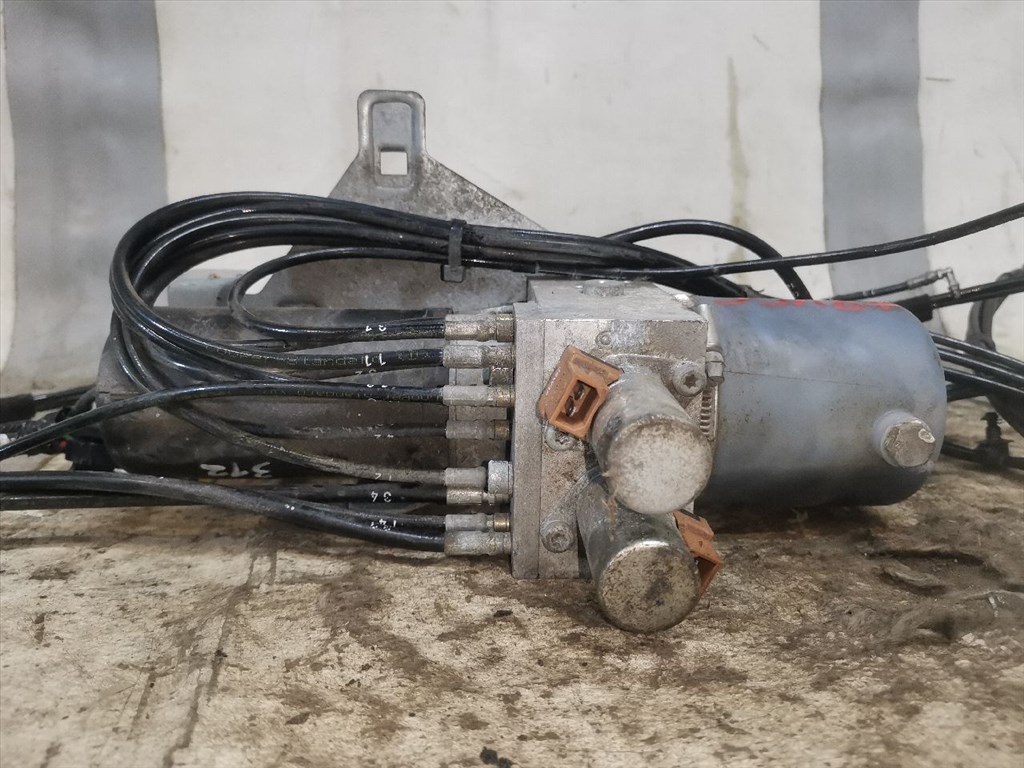 RENAULT MEGANE II (EM0/1_) 1.9 dCi Cabrio Tetőmozgató Hidraulika Szivattyú #39187# E84871789 2. kép