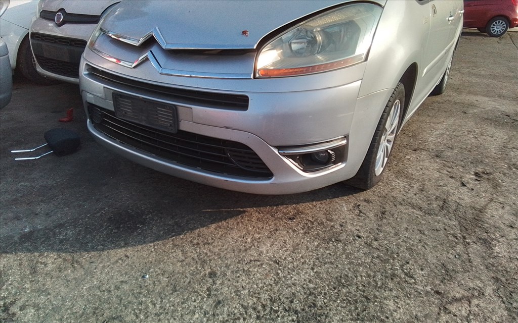 Citroën C4 Picasso I bontott alkatrészei 2. kép