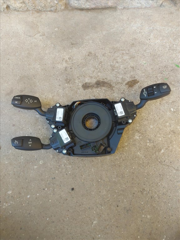 BMW 5-ös sorozat E60/E61 bajuszkapcsoló 3026 lz911516505 1. kép