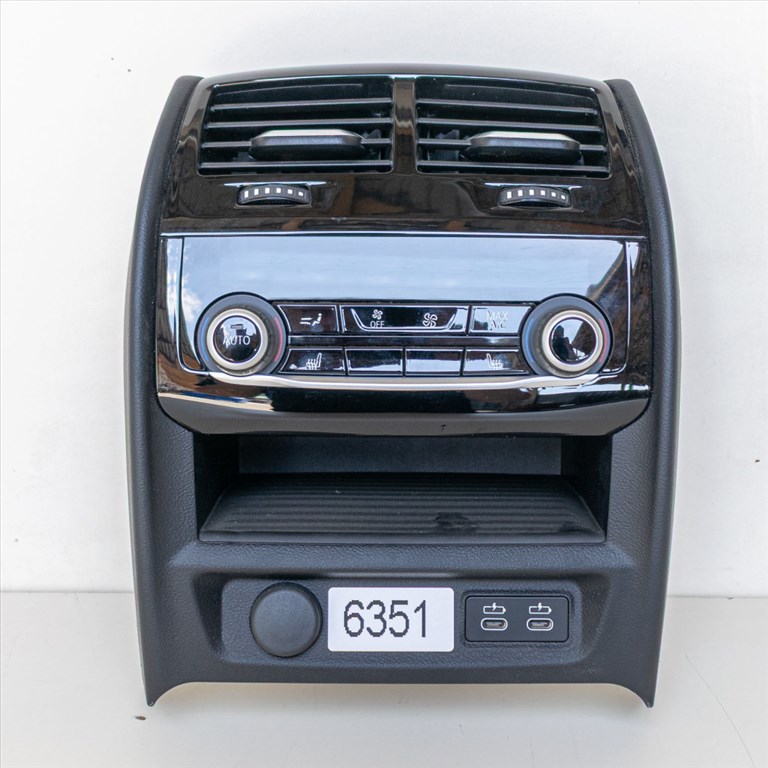 BMW 5er G30-G31 hátsó klímavezérlõ 1. kép