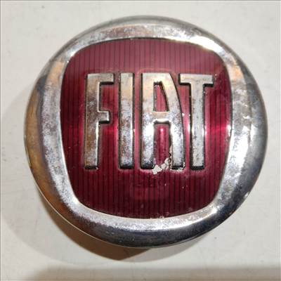 201305 Fiat Freemon Felni közép kupak, a képen látható állapotban K68088547AA
