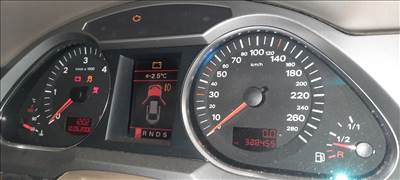 Audi A6 4F 3.0 TDI kilométer óra 