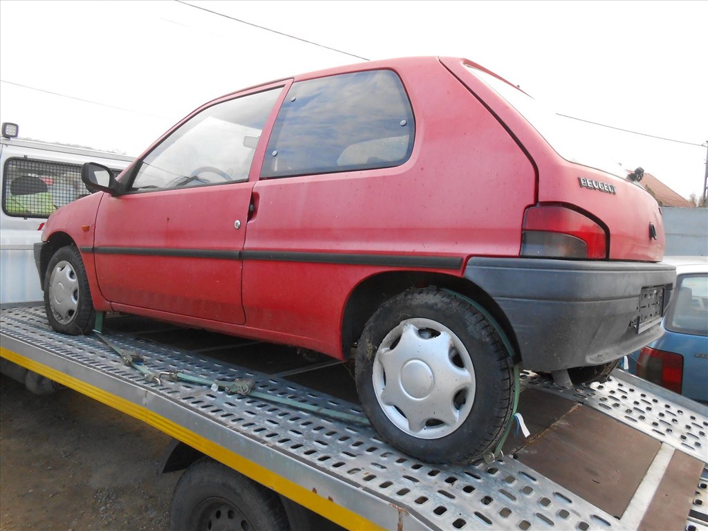 Peugeot 106 I (1A_1C) 1.1 jobb első féktárcsa 2. kép