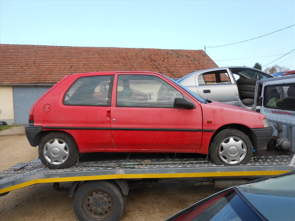 Peugeot 106 I (1A_1C) 1.1 jobb első féktárcsa 3. kép