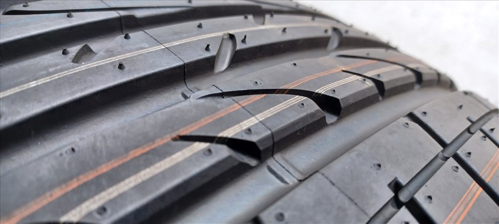 Új Bridgestone Dueler H/P Sport 235/60 R18 nyári gumik 4db 2. kép