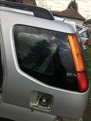 Suzuki Ignis bal hátsó oldalüveg  eladó