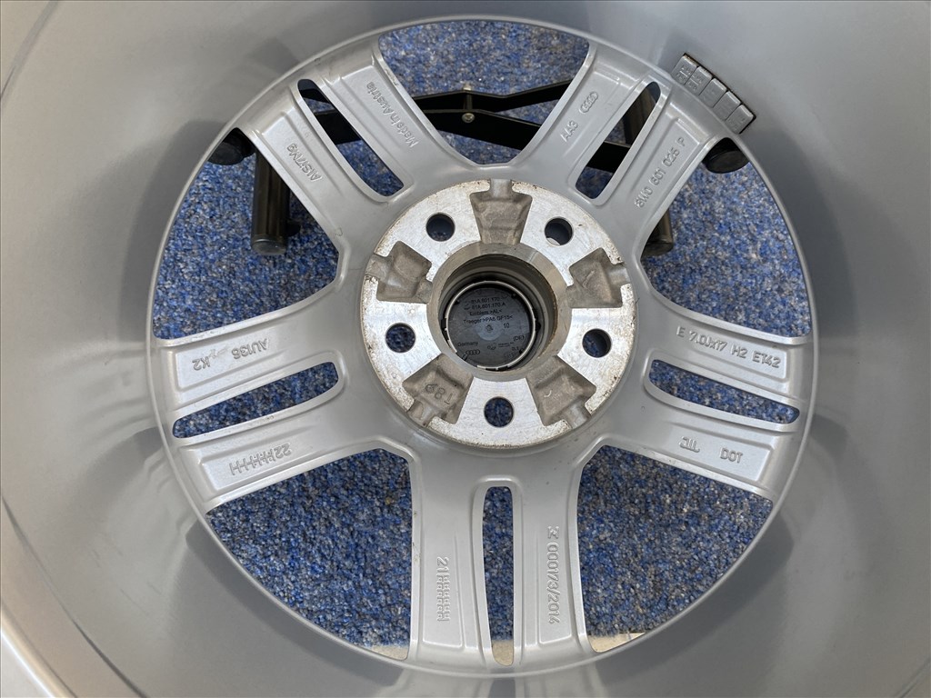 (3131)  Audi 17 gyári alufelni felni, 5x112, A4 A3 A6 2. kép