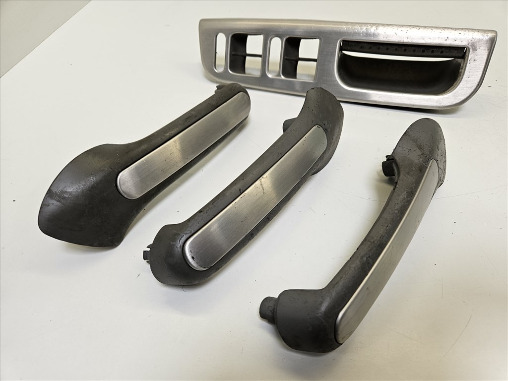 Volkswagen Golf IV, Volkswagen Bora jubi, R32 ajtóbehúzó szett (22187, 22188) 7. kép