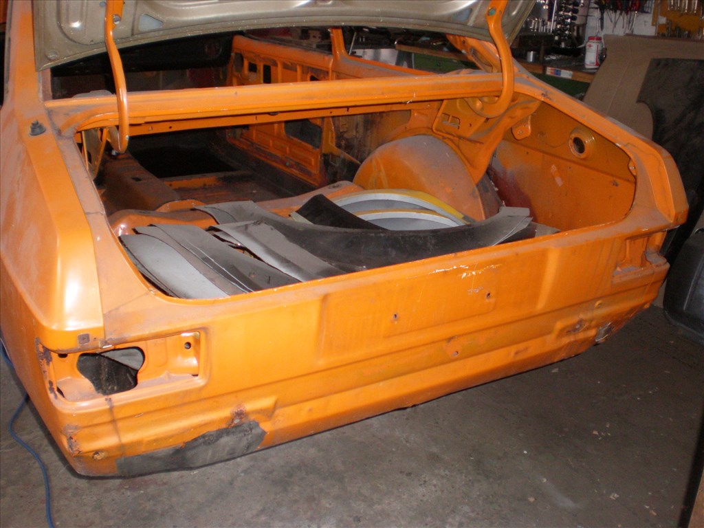 Ford Escort Mk2 karosszéria 11. kép