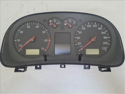 Volkswagen Golf IV 1.4 16V kilométeróra (21120) 1j0920825