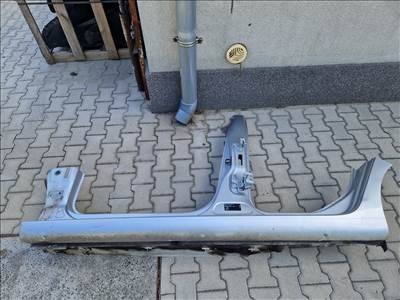 Volkswagen Golf VI bal küszöb, 5 ajtóshoz LA7W (22203)
