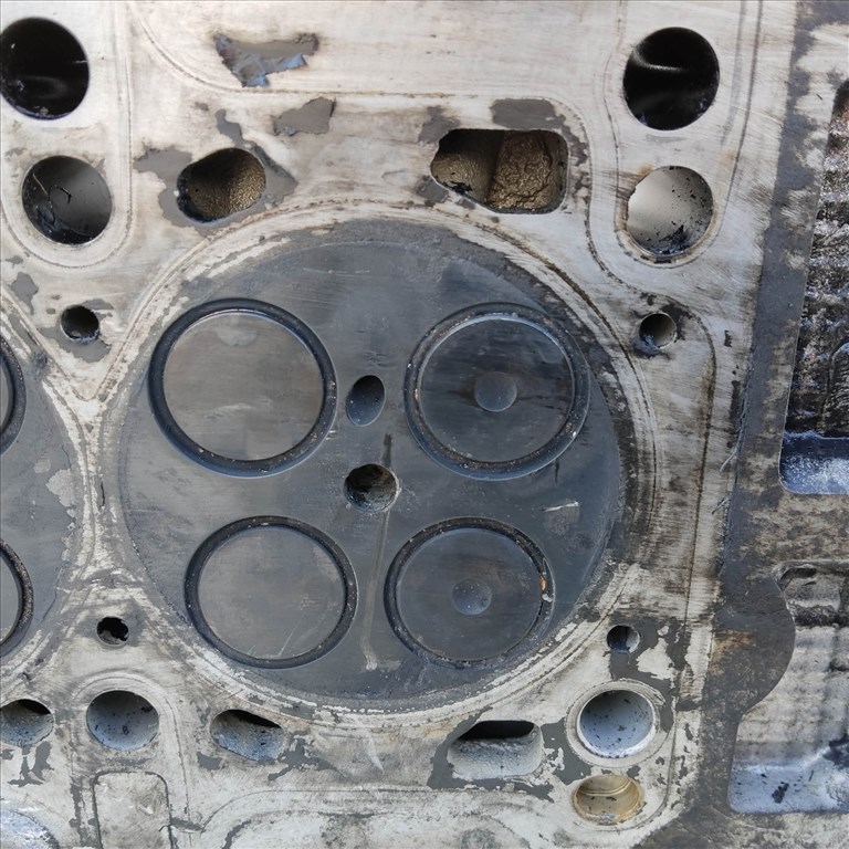 91718 Fiat Punto, Idea, Panda II., Doblo 1,3 16v Diesel hengerfej 55193109 6. kép