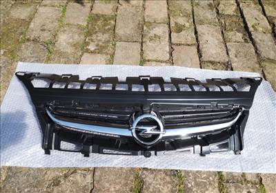 Opel Astra J facelift komplett hűtőrács 