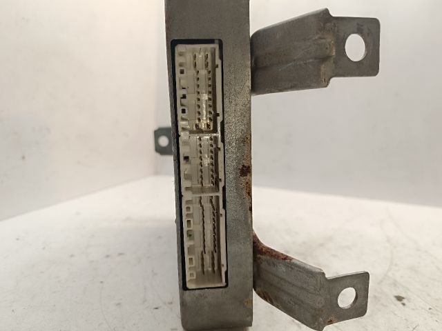 SUZUKI SWIFT II Motorvezérlő 4. kép