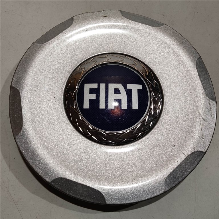 201266 Felni Stilo 17"-os alufelni közép kupak 50901050 , 50901044 1. kép