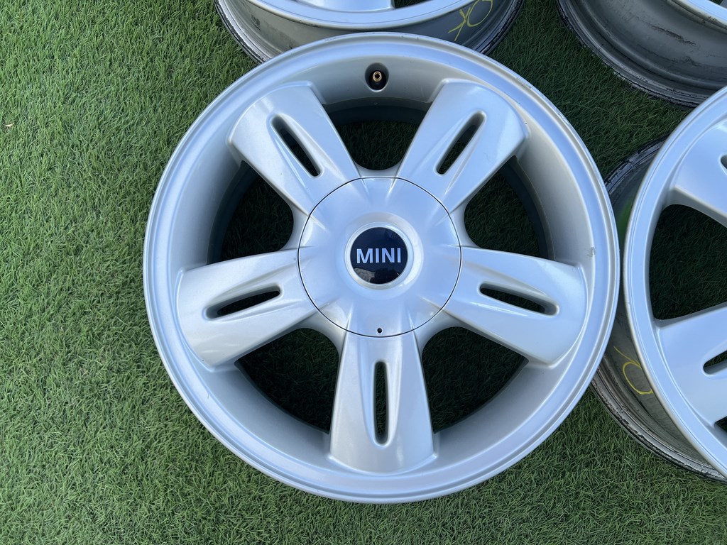 4x100 15" Mini gyári alufelni 5,5Jx15h2 ET45 2. kép