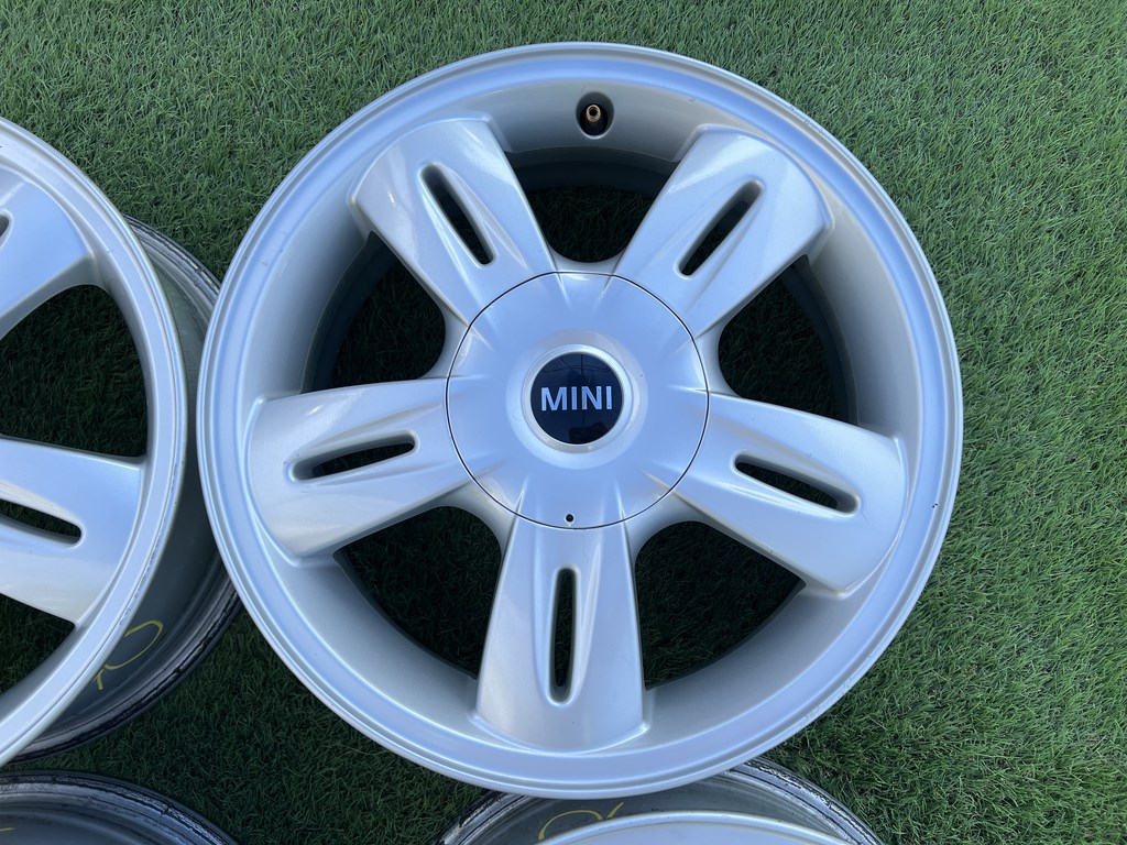 4x100 15" Mini gyári alufelni 5,5Jx15h2 ET45 4. kép