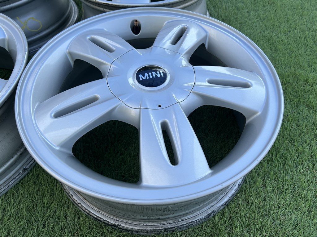 4x100 15" Mini gyári alufelni 5,5Jx15h2 ET45 6. kép