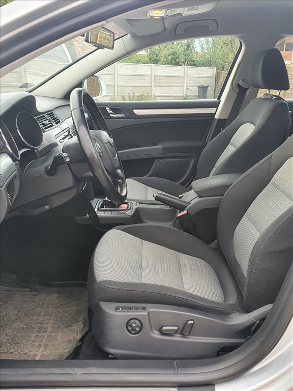 Eladó Skoda Superb II 3. kép
