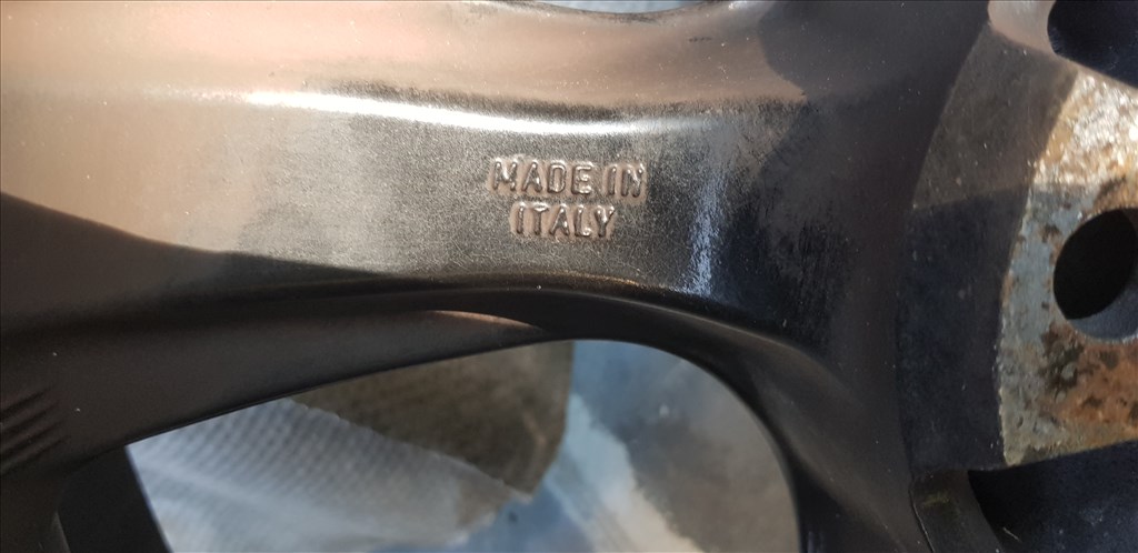  5x112 lyukosztású 17" használt OZ alufelni, rajta 225/45 használt Triangle nyári gumi gumi  7. kép